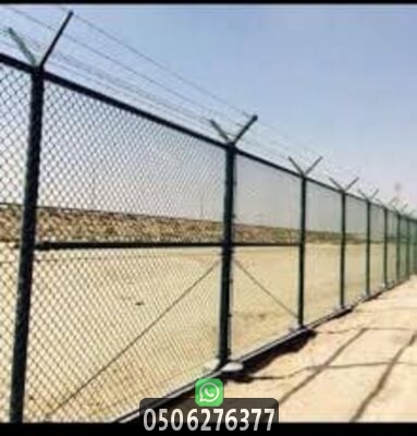 أسلاك شائكة لتحويش الأراضي الزراعية
